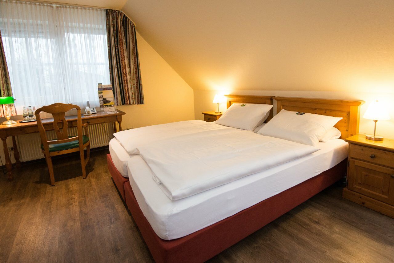 Ringhotel Klovensteen Schenefeld  Екстериор снимка